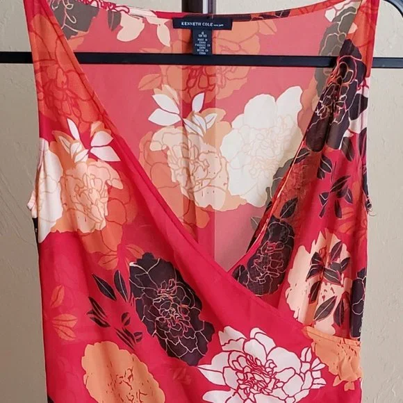 Kenneth Cole New York Red Floral Asymmetrical Dress | Size 6 - Picture 9 of 17